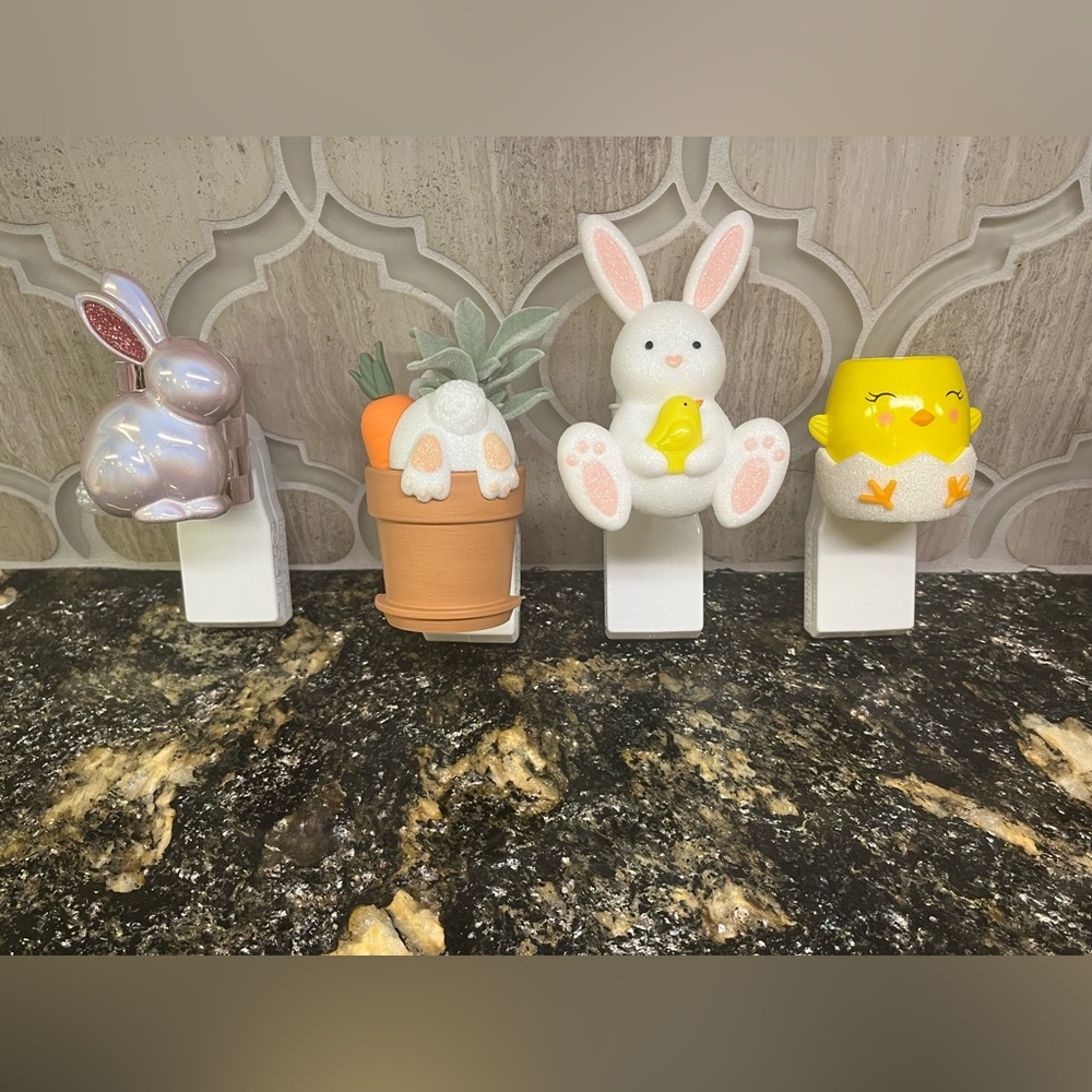 Bath and Body Works 4-Piece Easter Wallflower Set All New. Cute! 🐰🐣 Retired